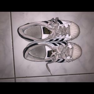 ADIDAS SUPERSTAR